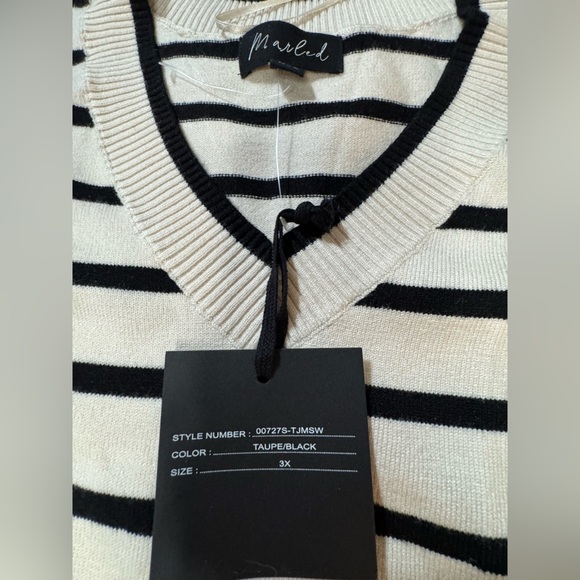 Black and Cream Striped Sweater - 3X - Picture 2 of 3